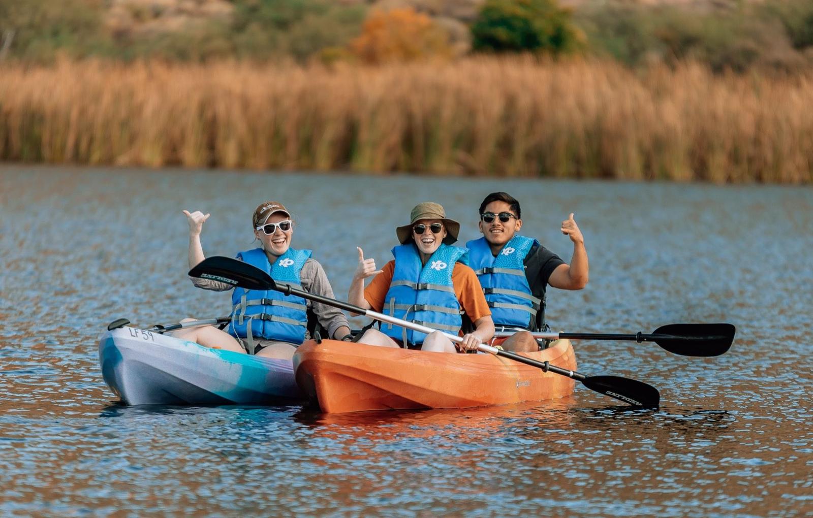 Group paddling on Lake Lewisville Texas