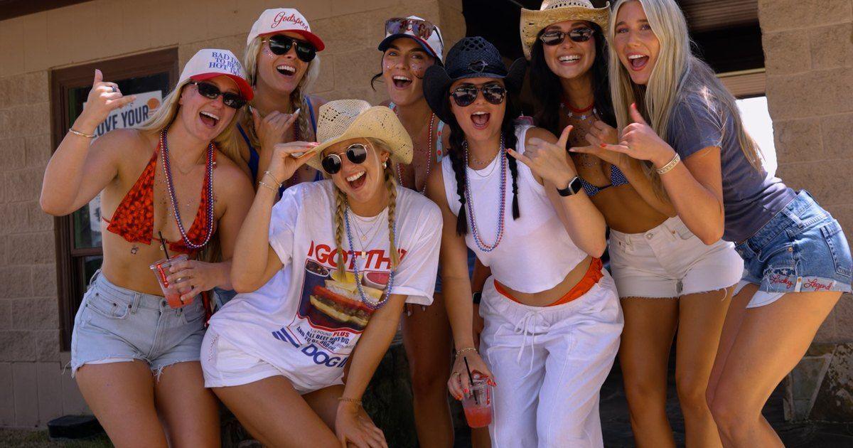 Bachelorette Parties at Hidden Cove at Hidden Cove Marina, Lewisville Lake